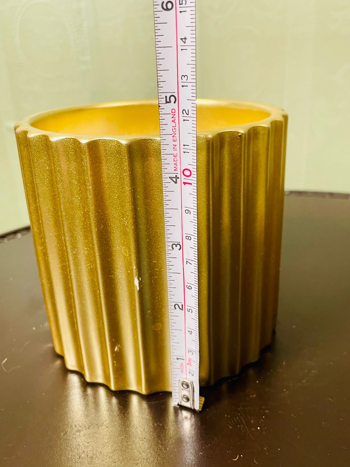 Vintage Gold Ribbed Ceramic Planter 12 cm