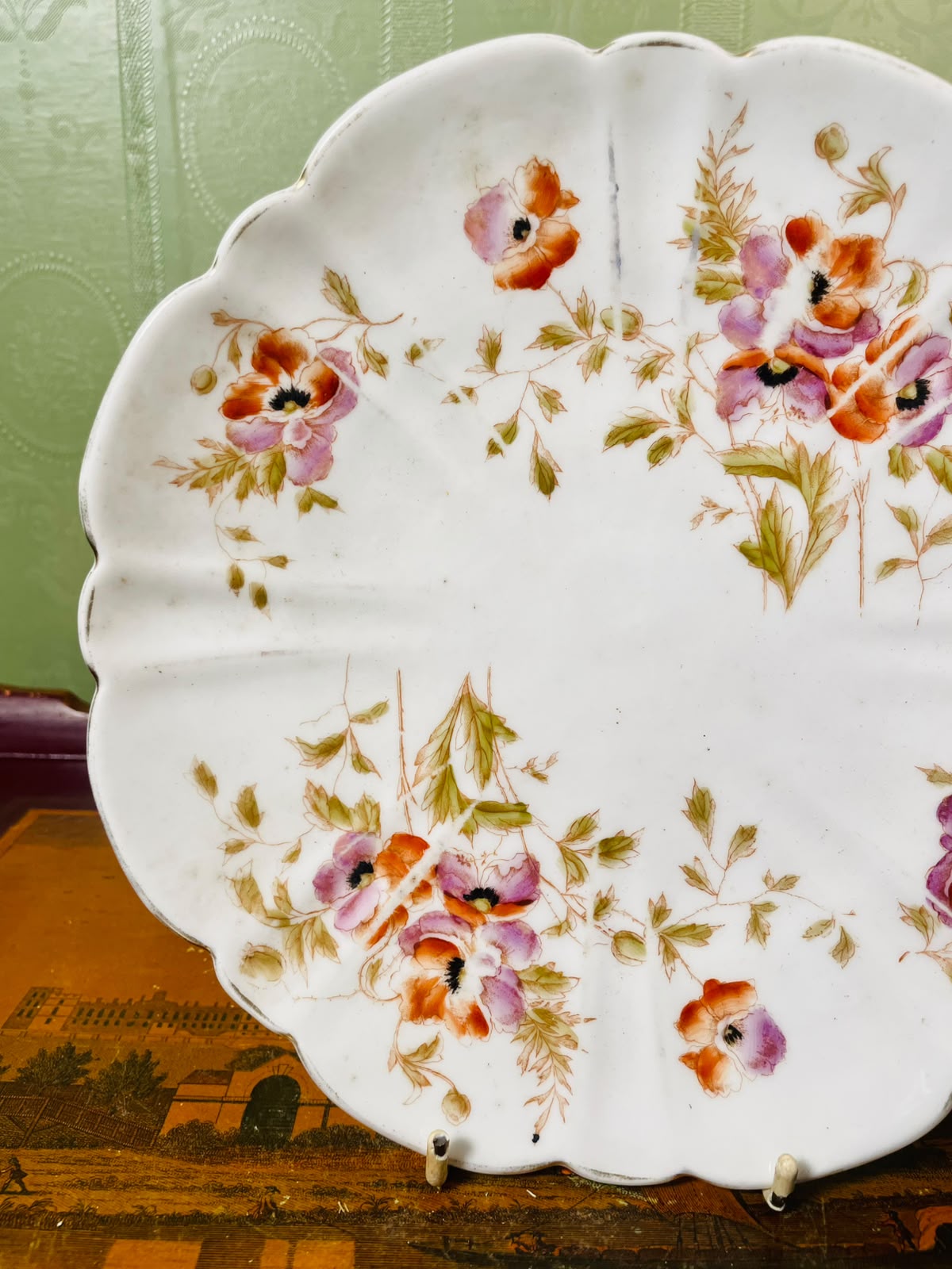 Vintage Floral Scalloped Porcelain Serving Plate 20cm