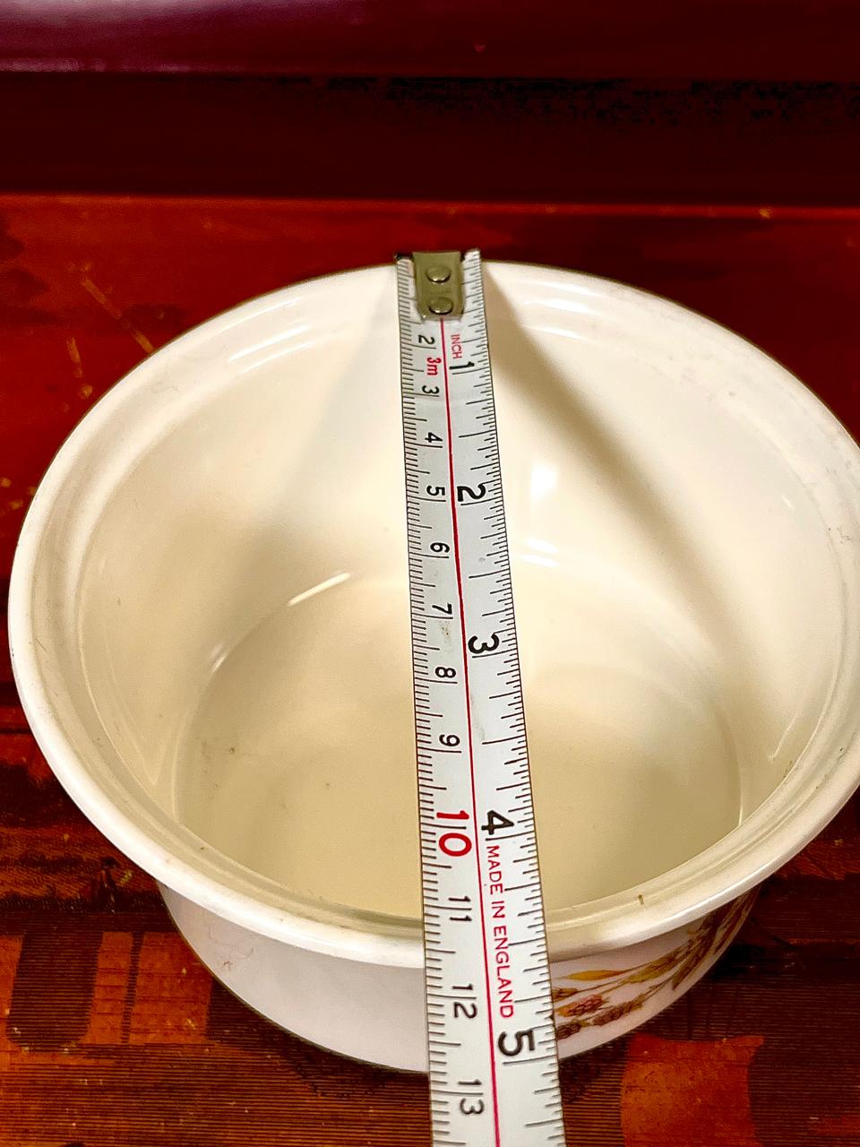 Botanical Berry Ceramic Serving Bowl Approx. 5 Inch
