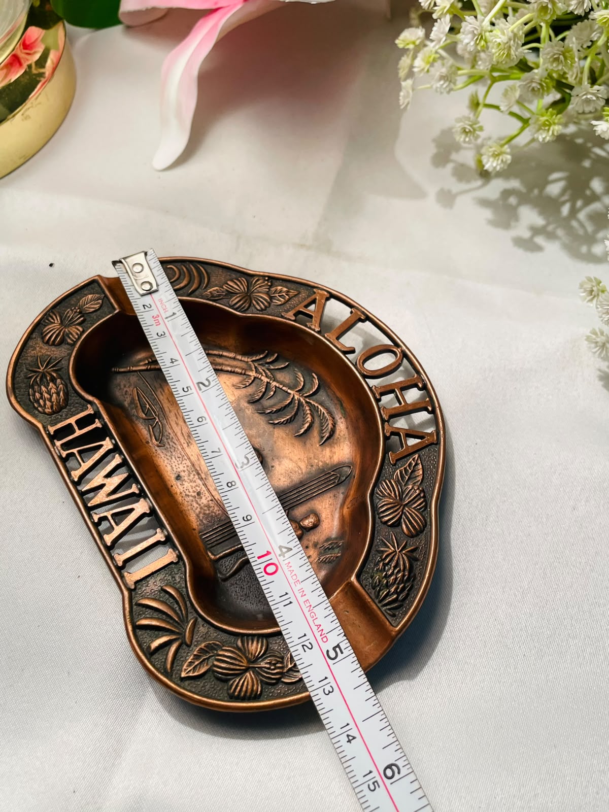 Aloha Hawaii Copper-Tone Decorative Ashtray 13 cm