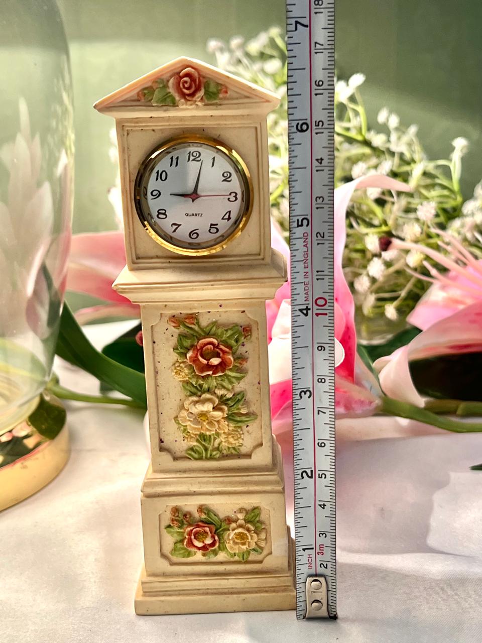 Floral Mantel-Style Quartz Clock Approx. 16 cm