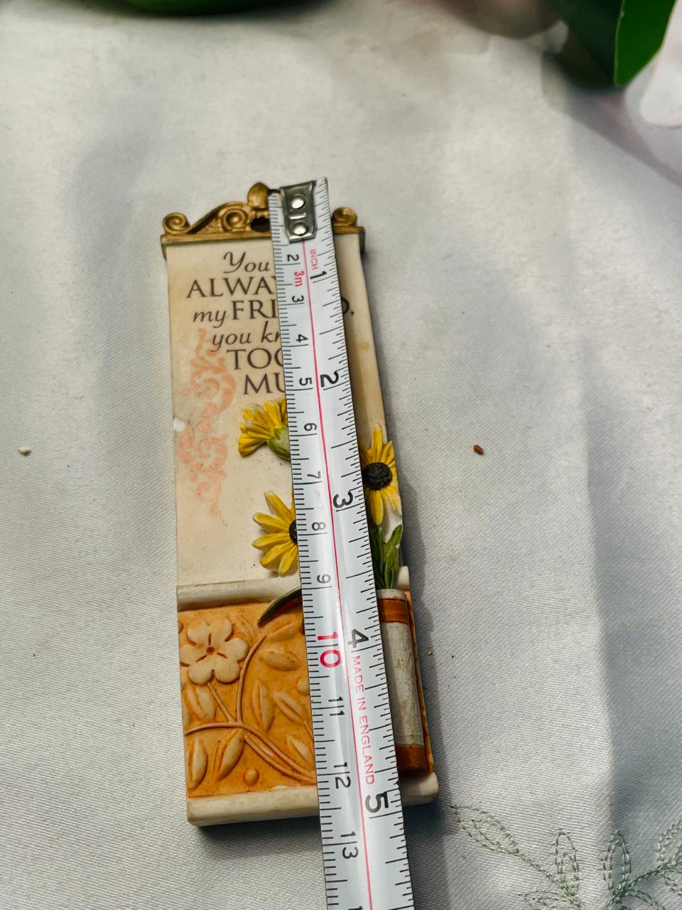 Friendship Quote Floral Plaque with Mini Vase Approx. 13 cm