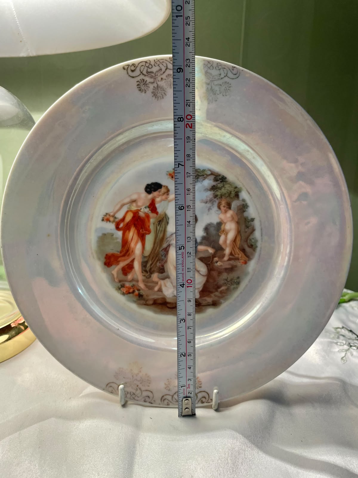 Bavaria Tirschenreuth Classical Figure Plate, 1-Piece, 9 in
