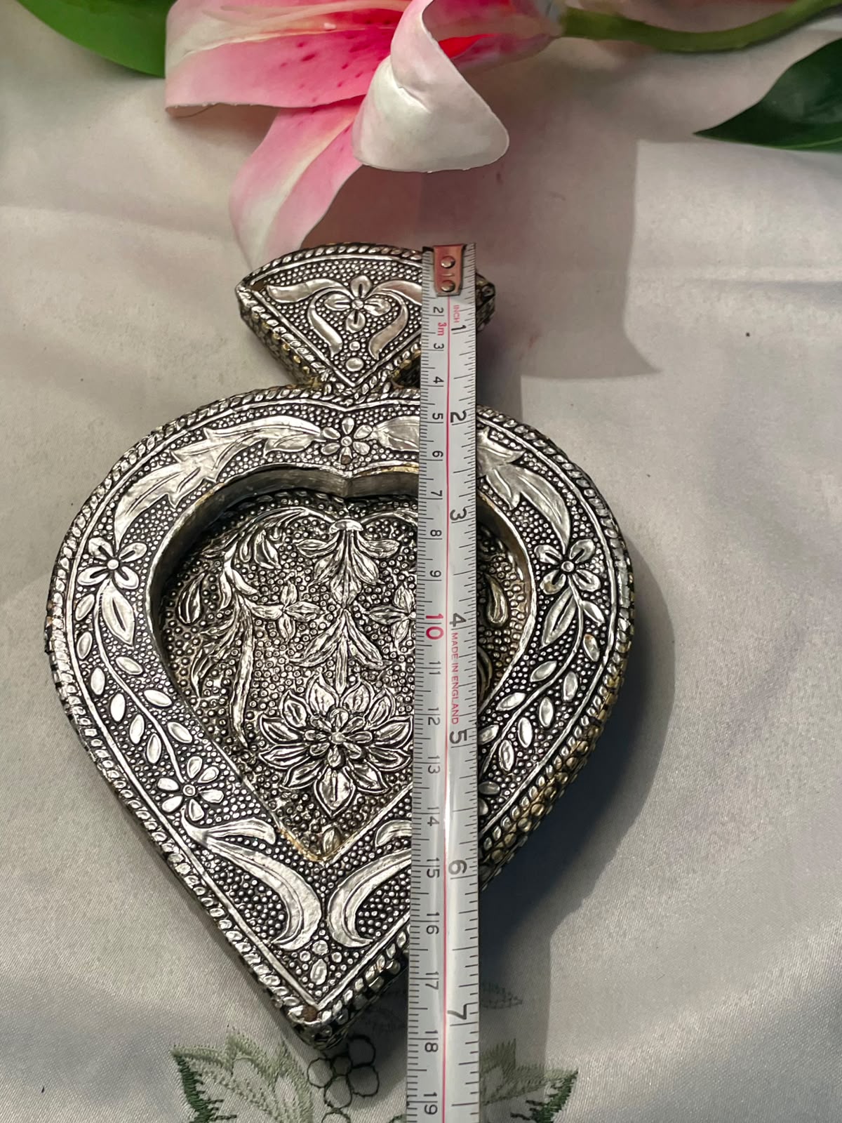 Silver-Tone Heart-Shaped Embossed Decorative Dish 7 in