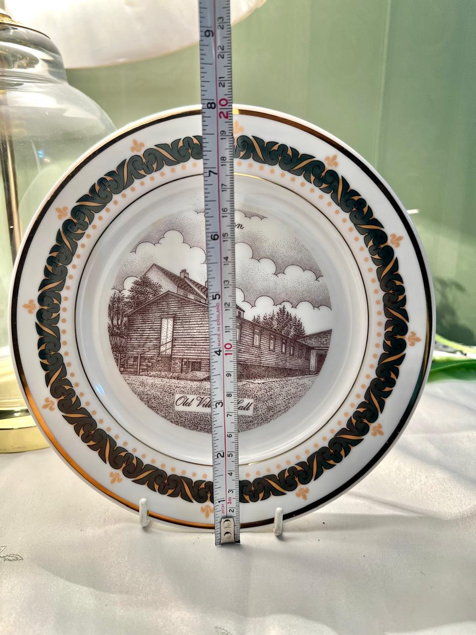 Canterbury Collection Egerton Old Village Hall Wall Plate 8"