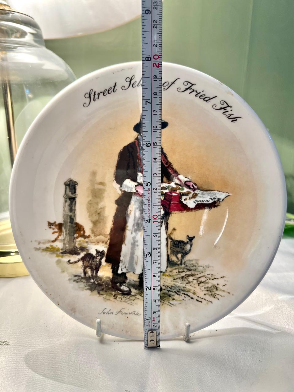 Wedgwood Street Seller of Fried Fish 1986 Plate 20cm