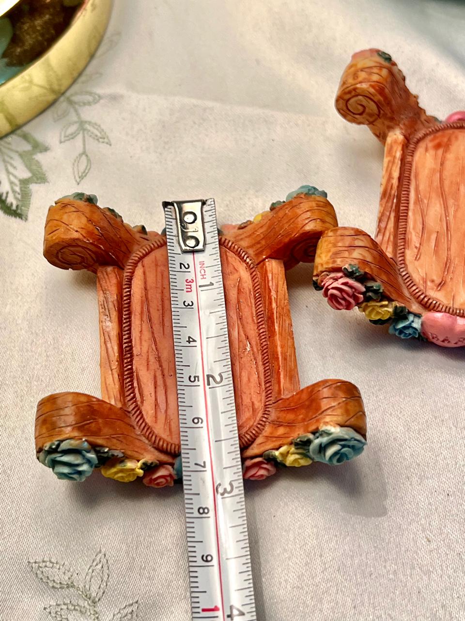 Floral Scroll Chair Miniature Decor 2-Piece 8cm