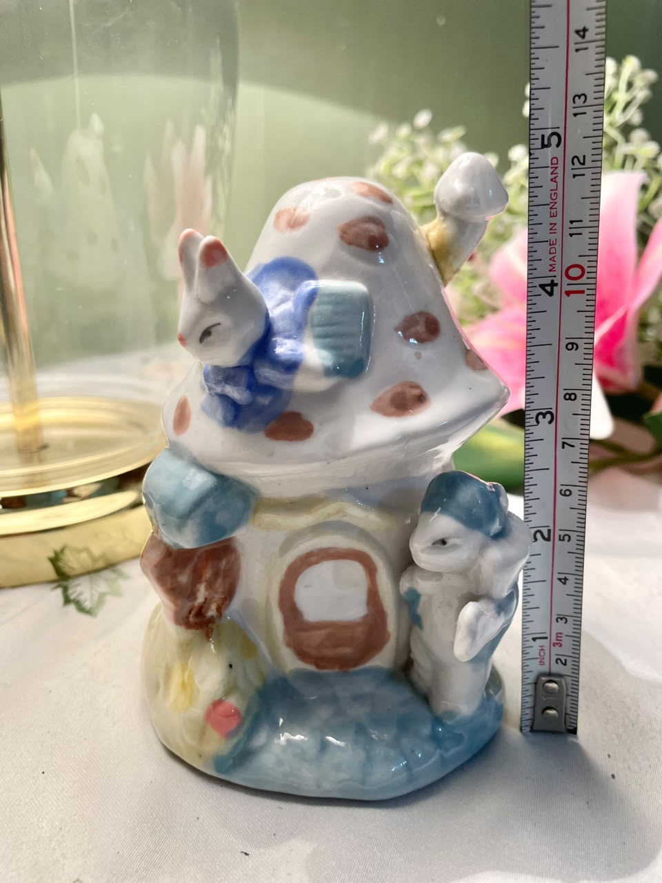Rabbit Mushroom Cottage Figurine – Approx. 4.5 Inch