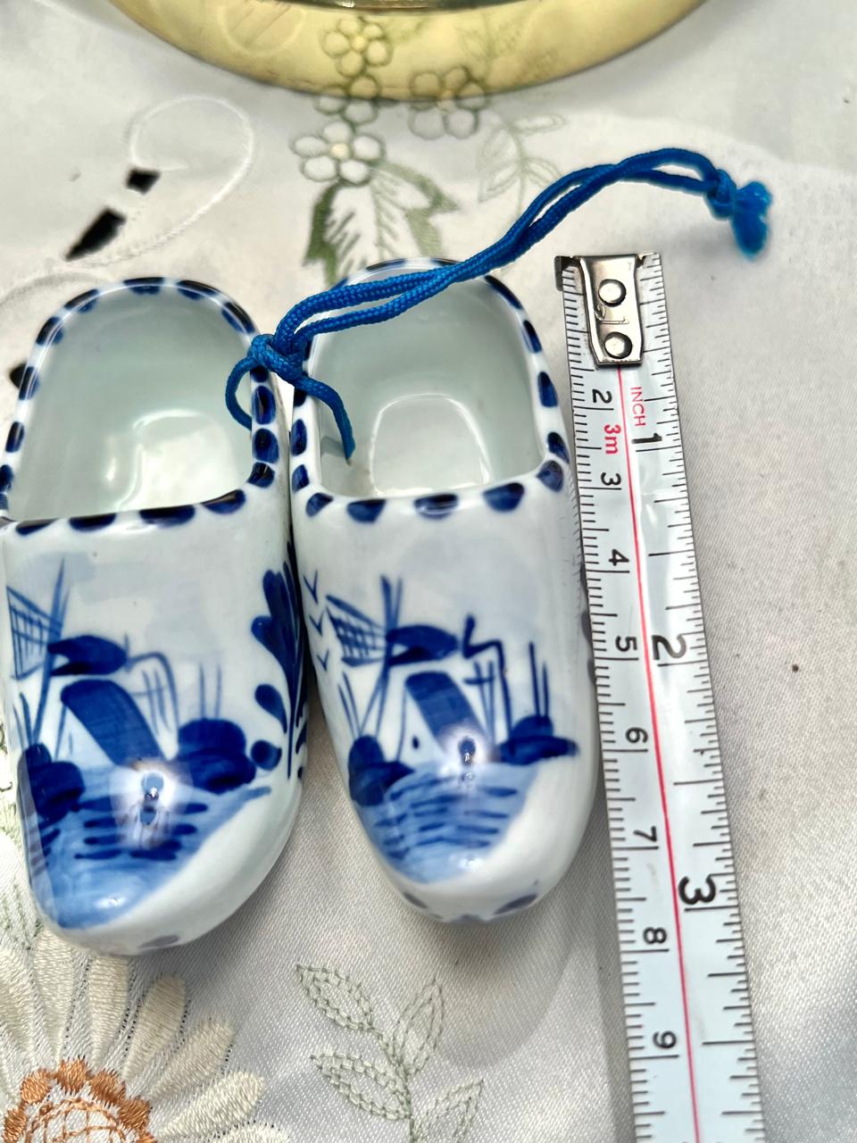 Handpainted Delftsblauw Miniature Clogs Pair Blue White 8 cm