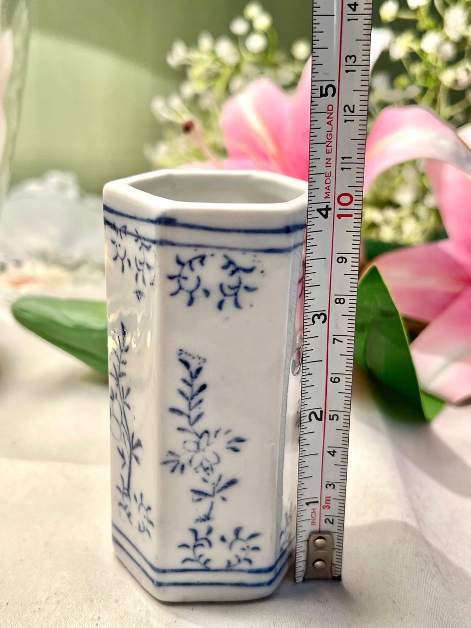 Blue & White Hexagonal Porcelain Brush Pot – Floral Oriental Style
