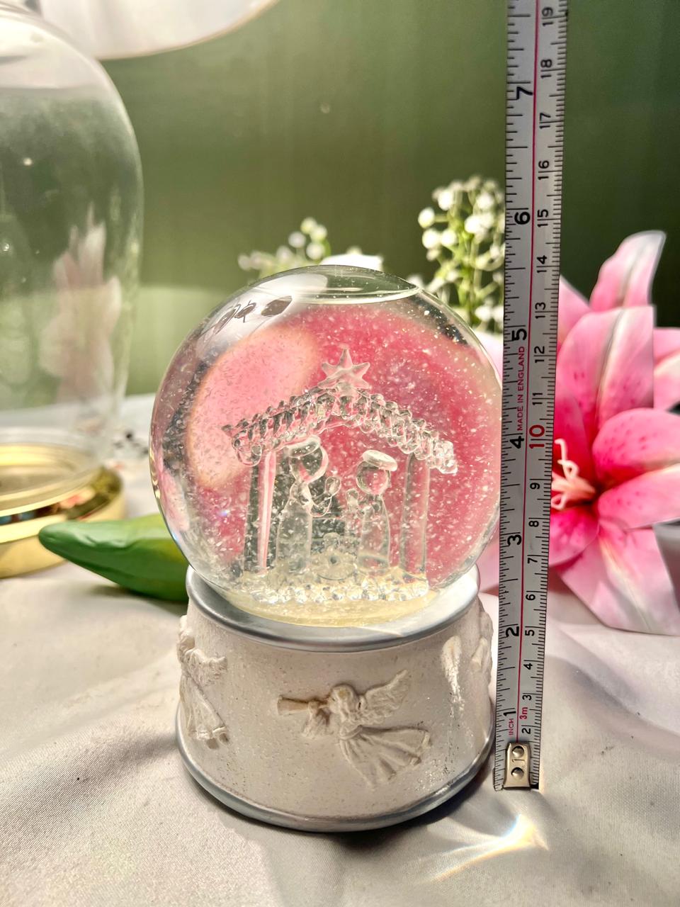 Vintage Nativity Crystal Snow Globe Angel Base LED Light Approx 15 cm