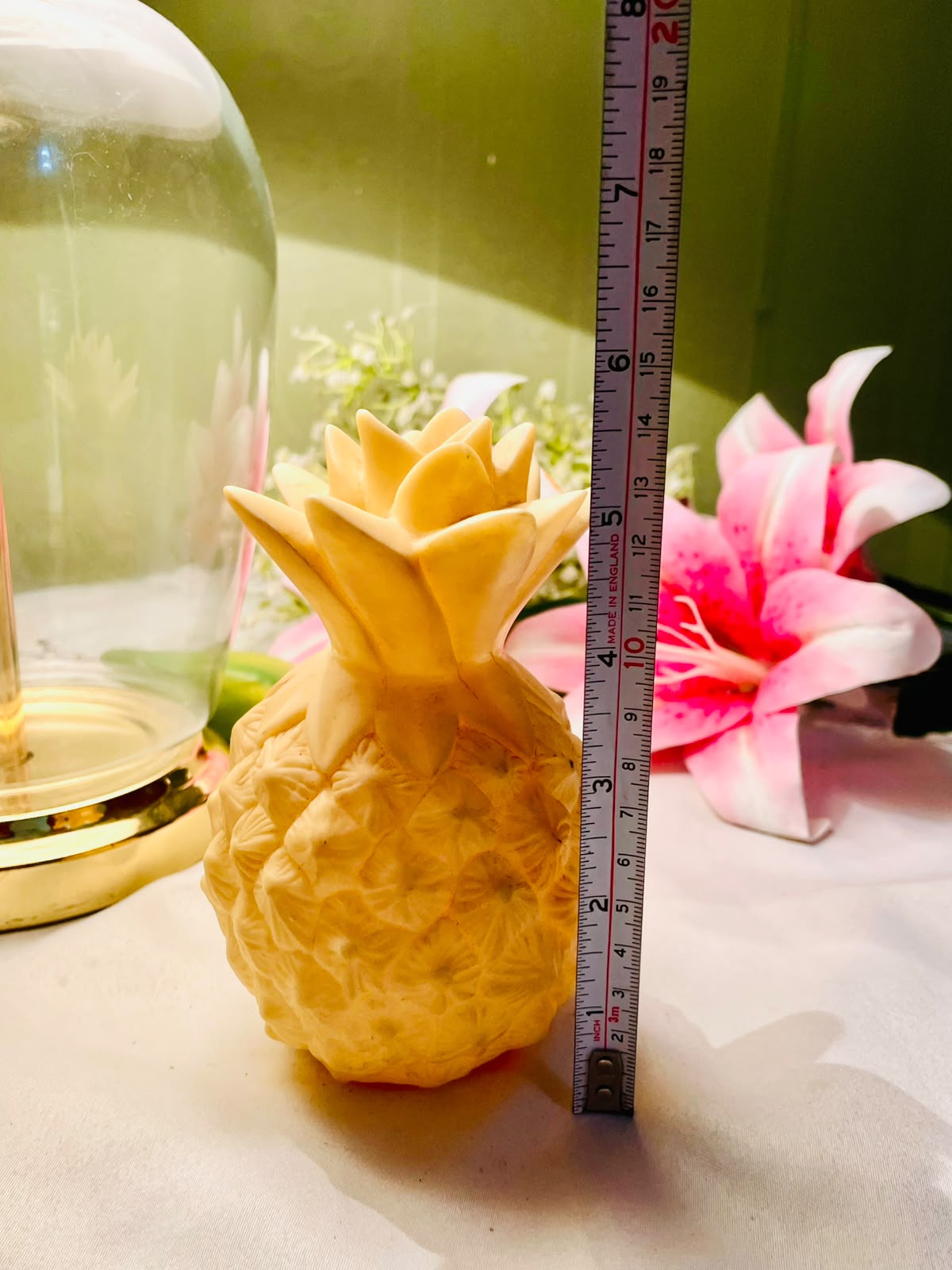 Yellow Pineapple Decorative LED Light – Approx. 5.5 Inch