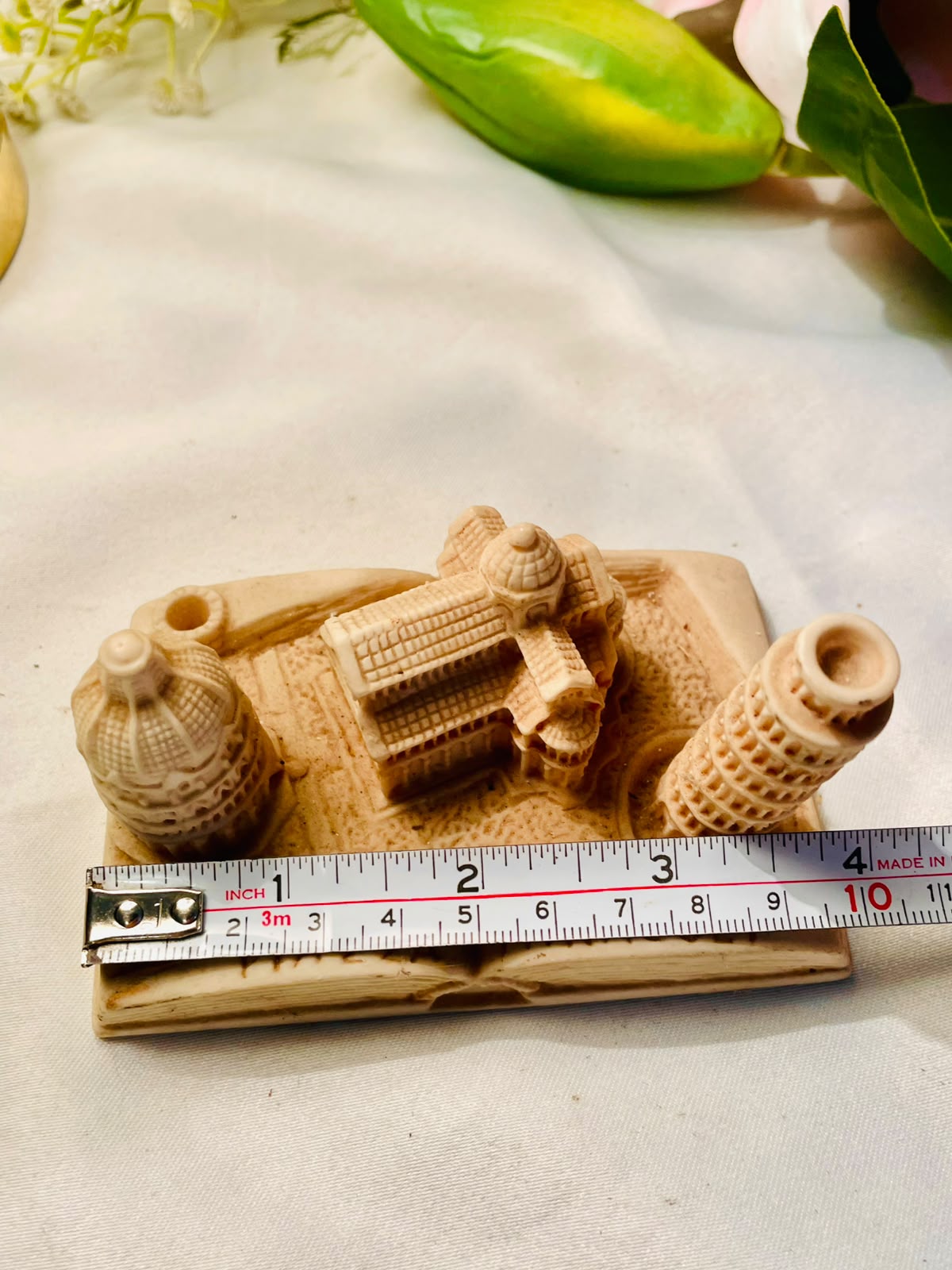 Mini Architectural Landmark Decor – Approx. 4 Inch