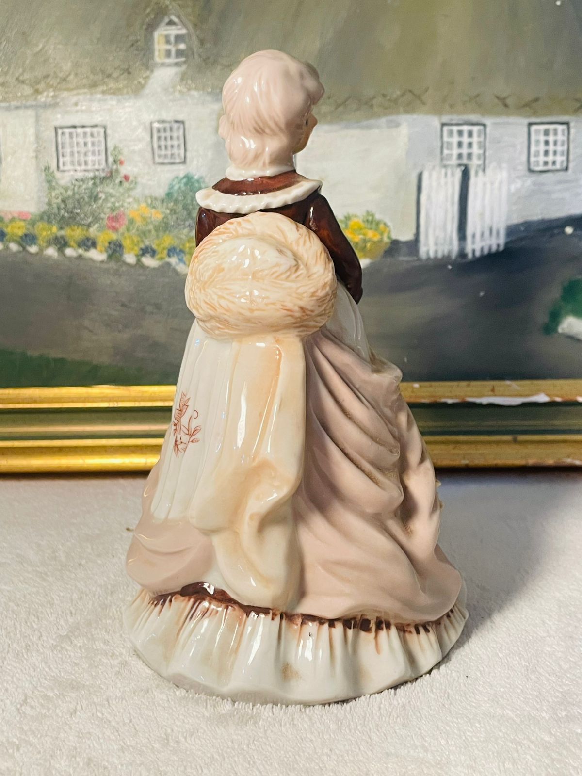 Vintage Porcelain Wind-Up Musical Figurine – Victorian Lady