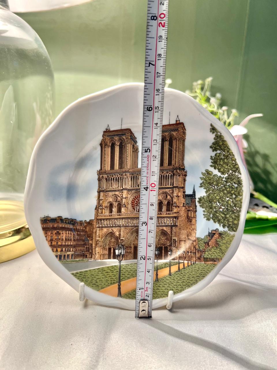 O.V.E.T Paris Notre Dame Decorative Wall Plate 16cm