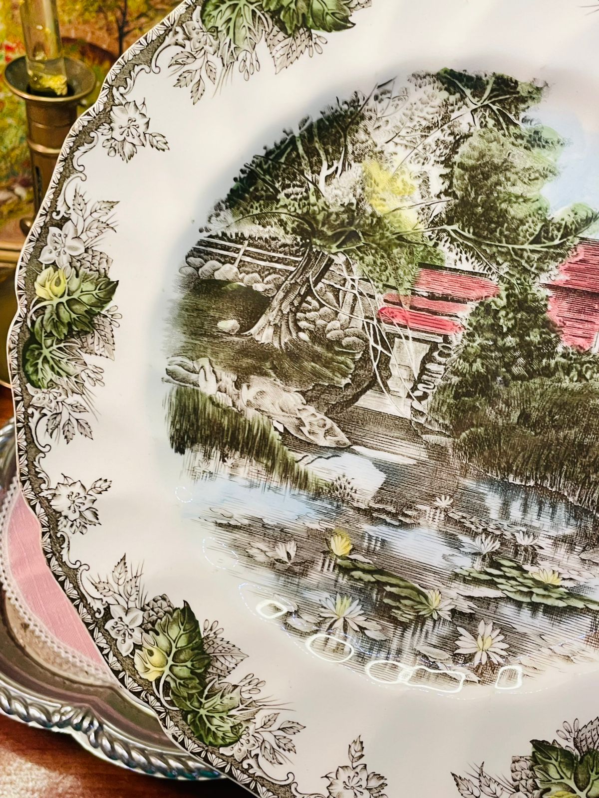 Johnson Bros Friendly Village Dinner Plate – The Lily Pond 10 Inch | Made in England