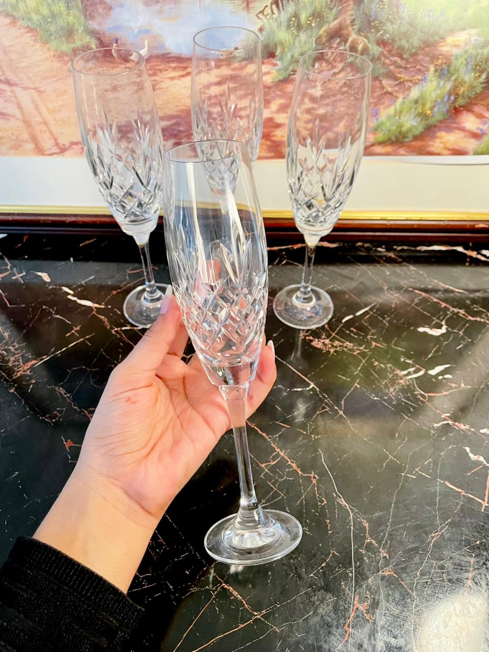 Elegant Crystal Glasses Set of 4 – Perfect for Celebrations