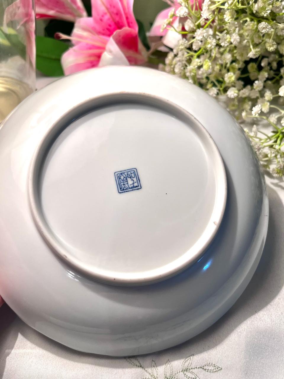 Blue & White Floral Porcelain Serving Bowl – 19 cm