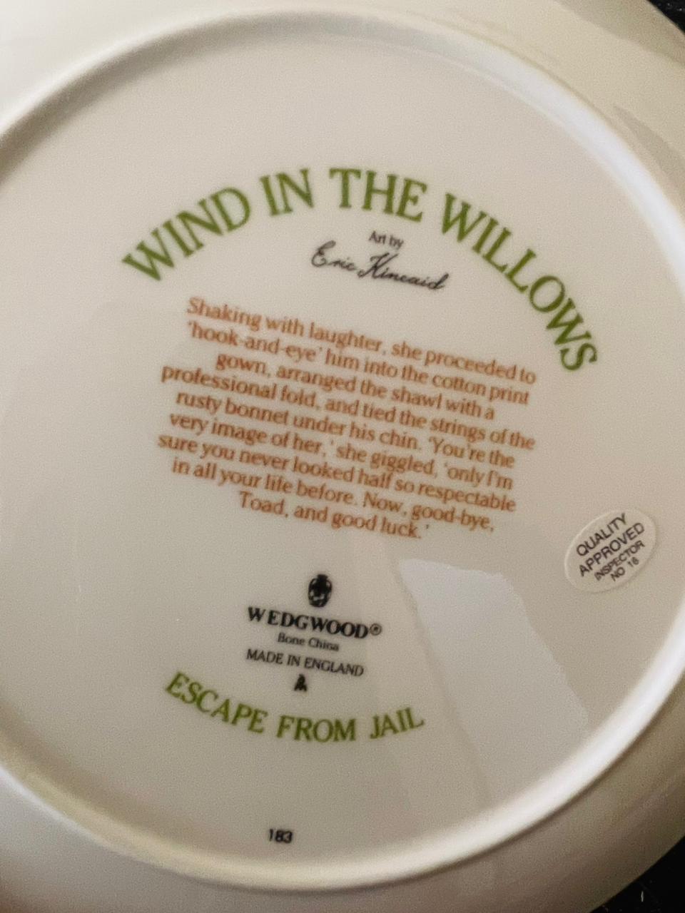 Wedgwood “Wind in the Willows – Escape from Jail” Collector Plate (Made in England)