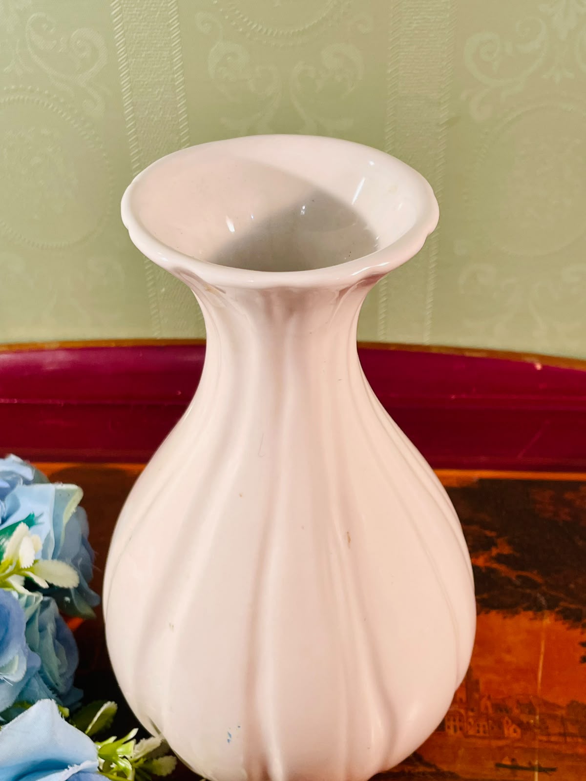 White Sculptural Ceramic Vase – 8 Inch