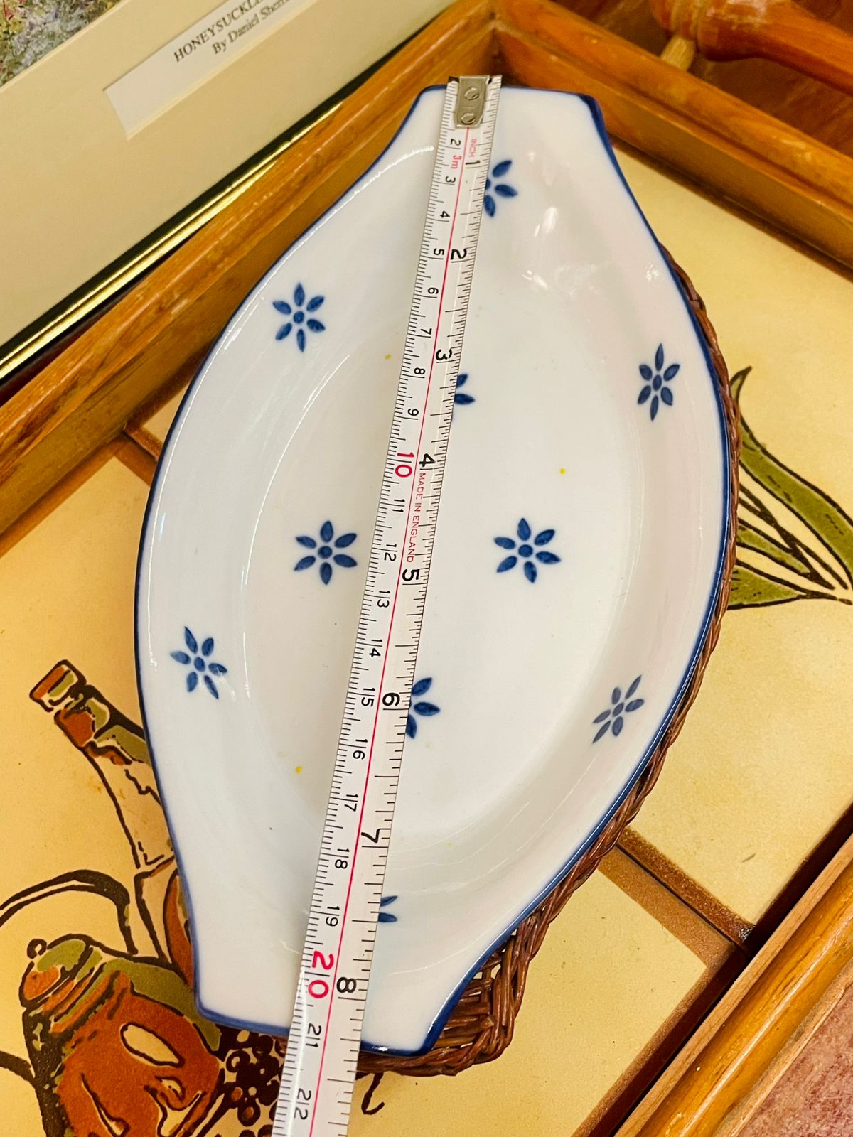 Ceramic Oval Serving Dish with Wicker Basket – Blue Floral – Oven Safe 22cm