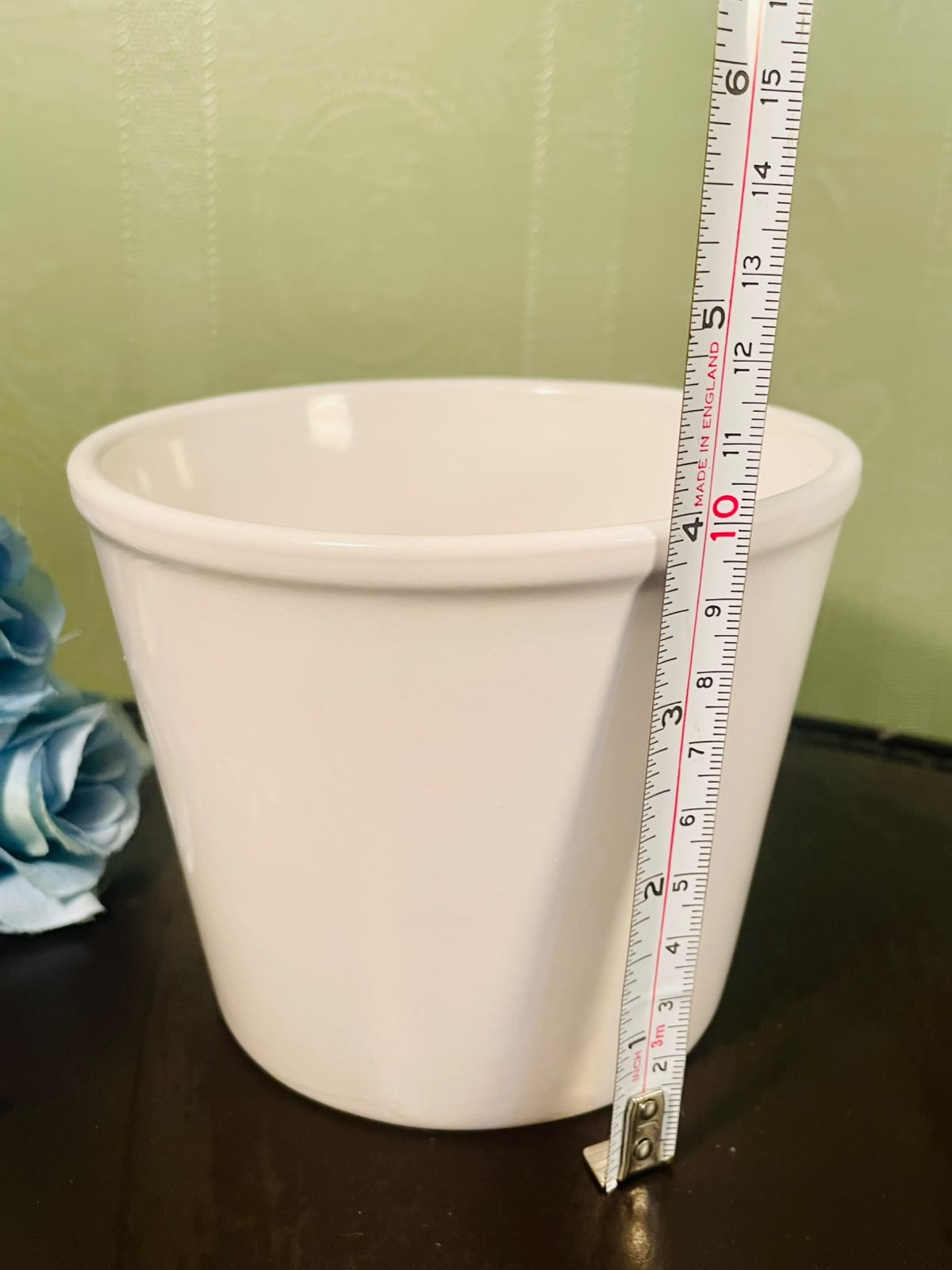 Classic White Ceramic Plant Pot – 4 Inch