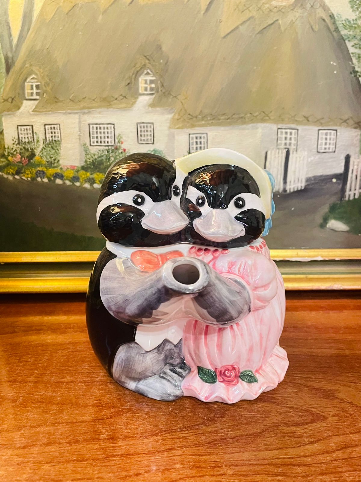 Adorable Penguin Ceramic Teapot – Cute Animal-Themed Tea Pot for Collectors & Gifting
