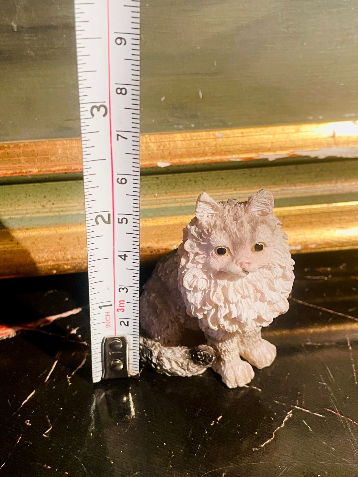 Mini Vintage Fluffy Cat Figurine — Handcrafted Resin Collectible