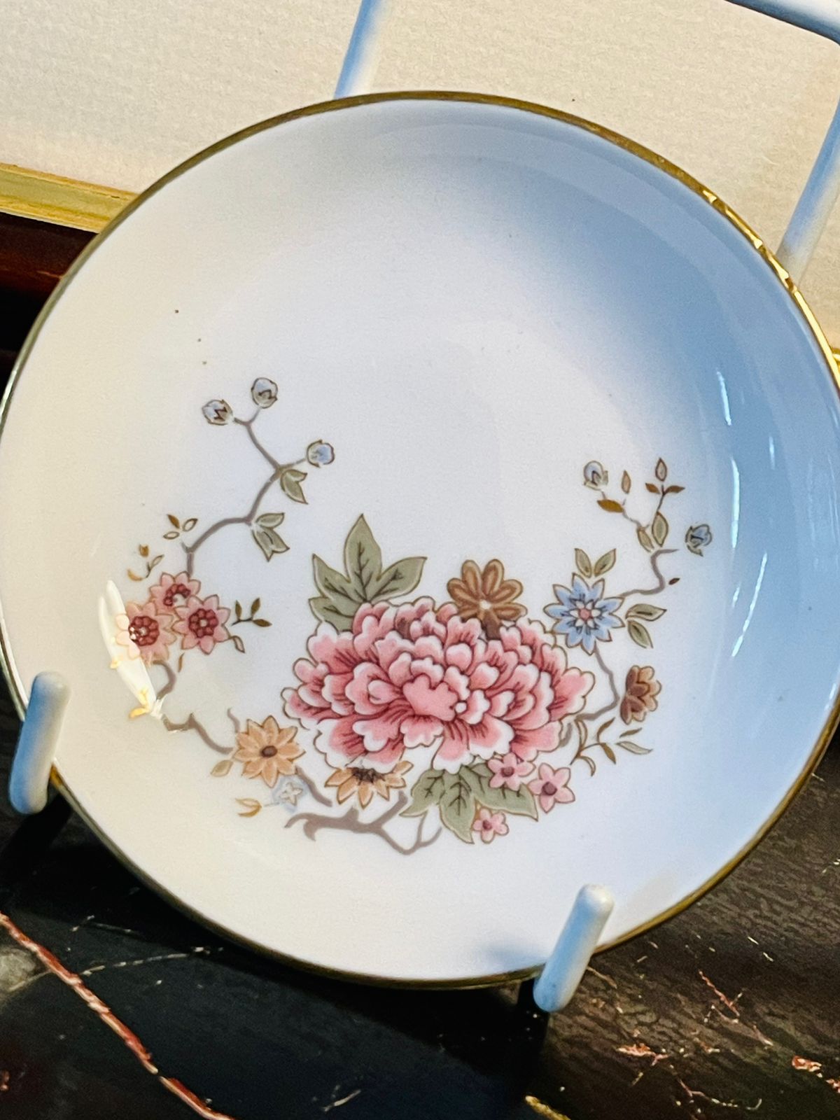 Royal Doultan Mini Serving Plate / Trinket Plate with Floral Design & Gold Rim