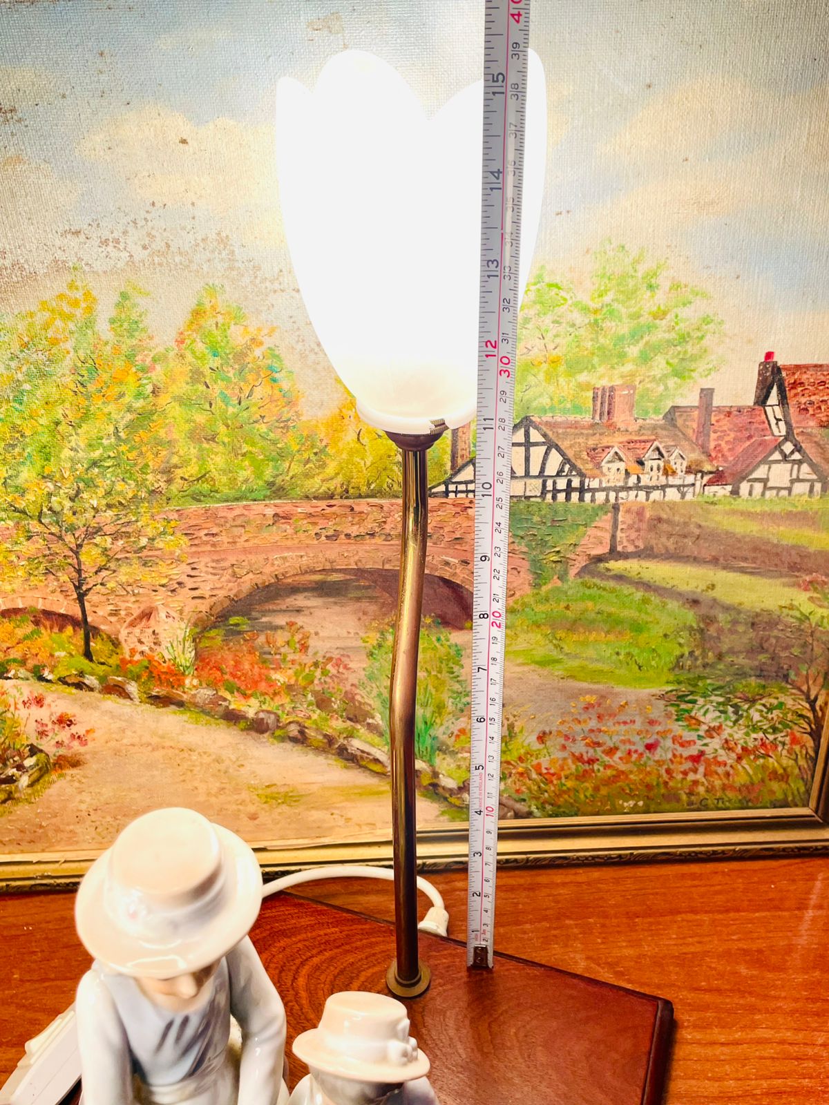 Antique Porcelain Dolls Figurine Lamp with Wooden Base – Early 1900s Style