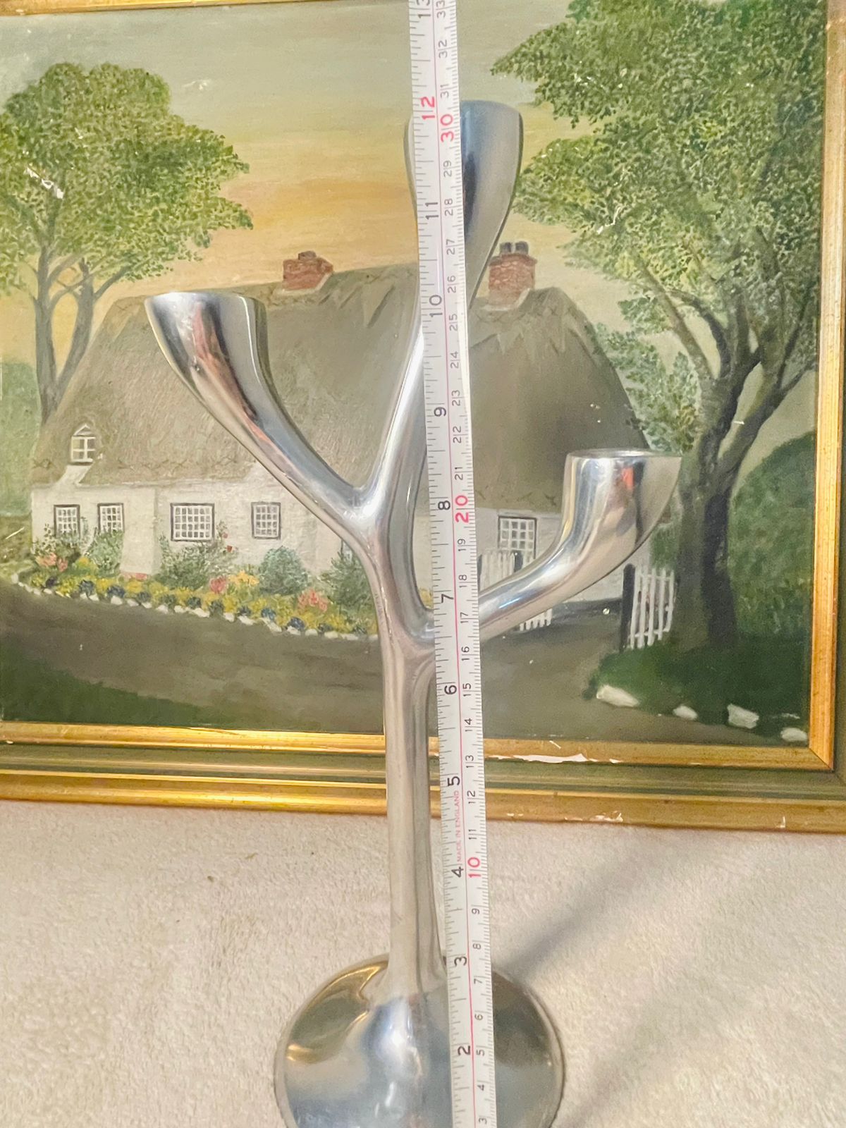 Three-Arm Silver Metal Candelabra – Elegant Vintage Candle Holder – Table Centrepiece