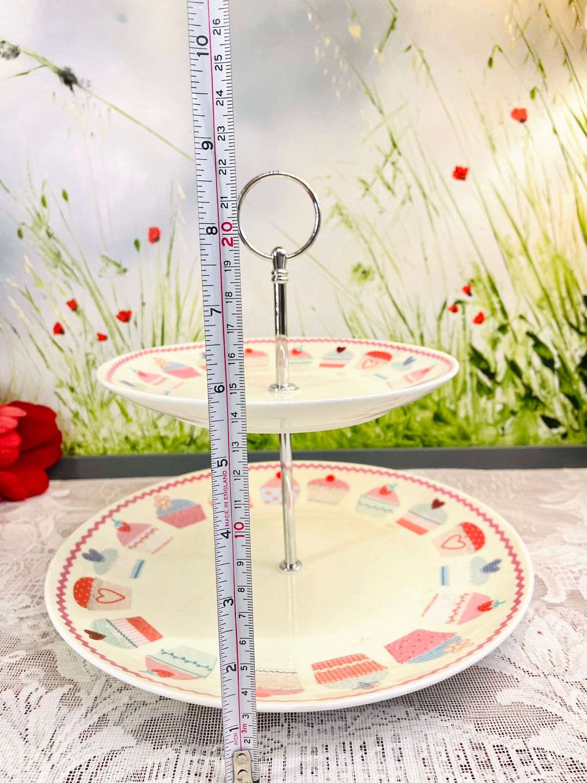 Two Tier Cupcake Cake Stand