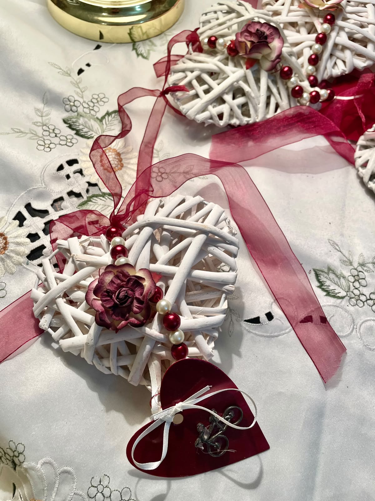 White Wicker Heart Hanging Ornaments – 8 Piece Set