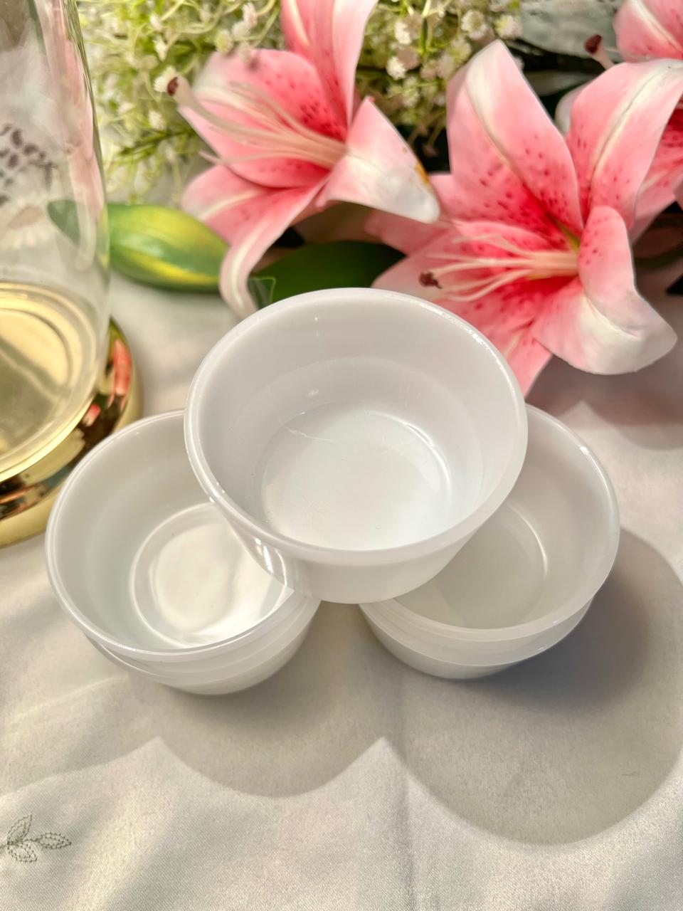 Pyrex White Oven-Safe Ramekin Bowls – 5 Piece, Approx. 8 cm