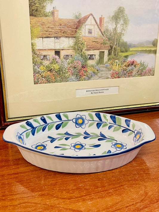 Blue Floral Oval Ceramic Baking & Serving Dish – 23cm – Cottage Style