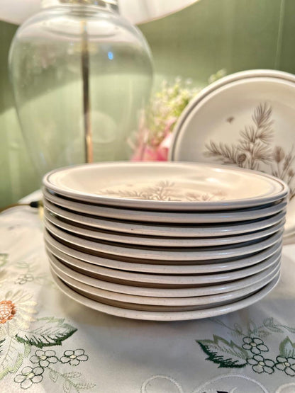 Pinewood Grindley 10-Piece Botanical Quarter Plates 6.5 in England