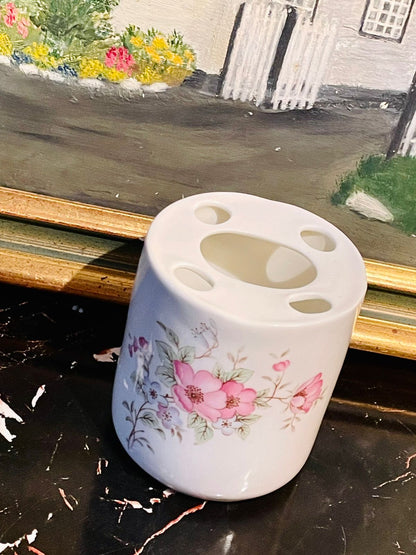 Rosanne Fine China Floral Toothbrush Holder – Made in England (9cm)
