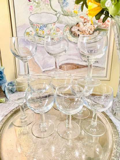 Vintage Stemmed Liqueur Glass Set of 6 – Classic Clear