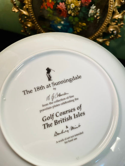 The 18th at Sunningdale Golf Course Porcelain Decor Plate – A.G. Hobson