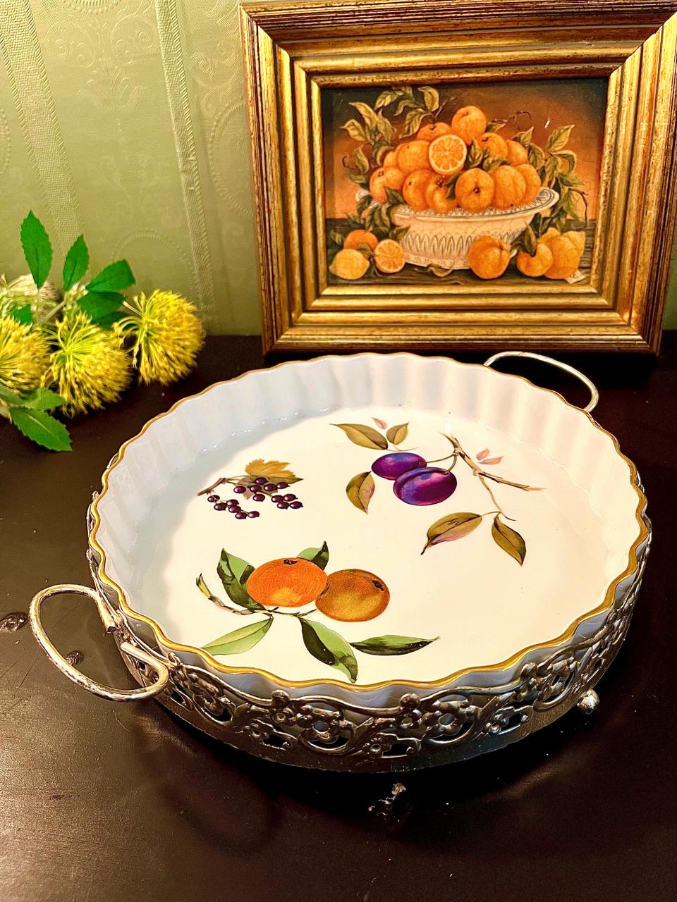 Royal  Worcester Fruit Serving Dish 26 cm Silver-Tone Holder