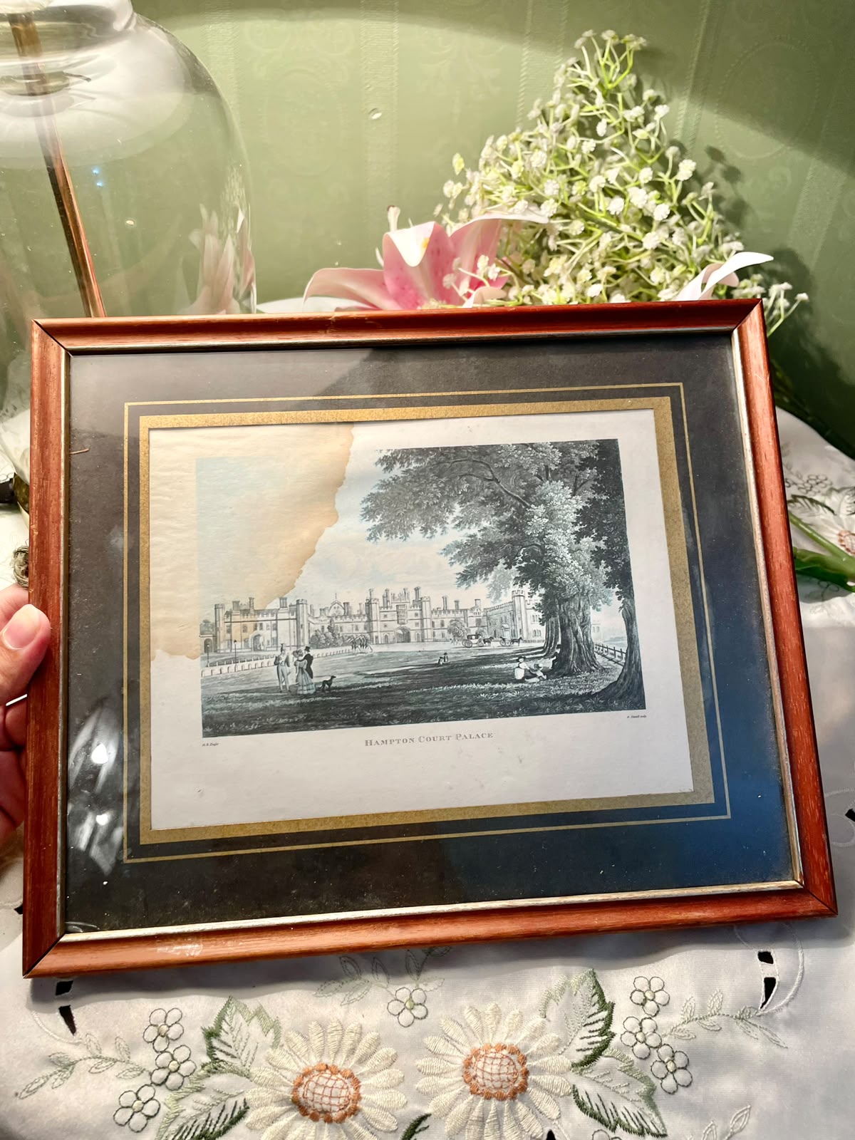 Hampton Court Palace, originally drawn by H.B. Ziegler and engraved/lithographed by R. Havell.￼Painting 11 inches