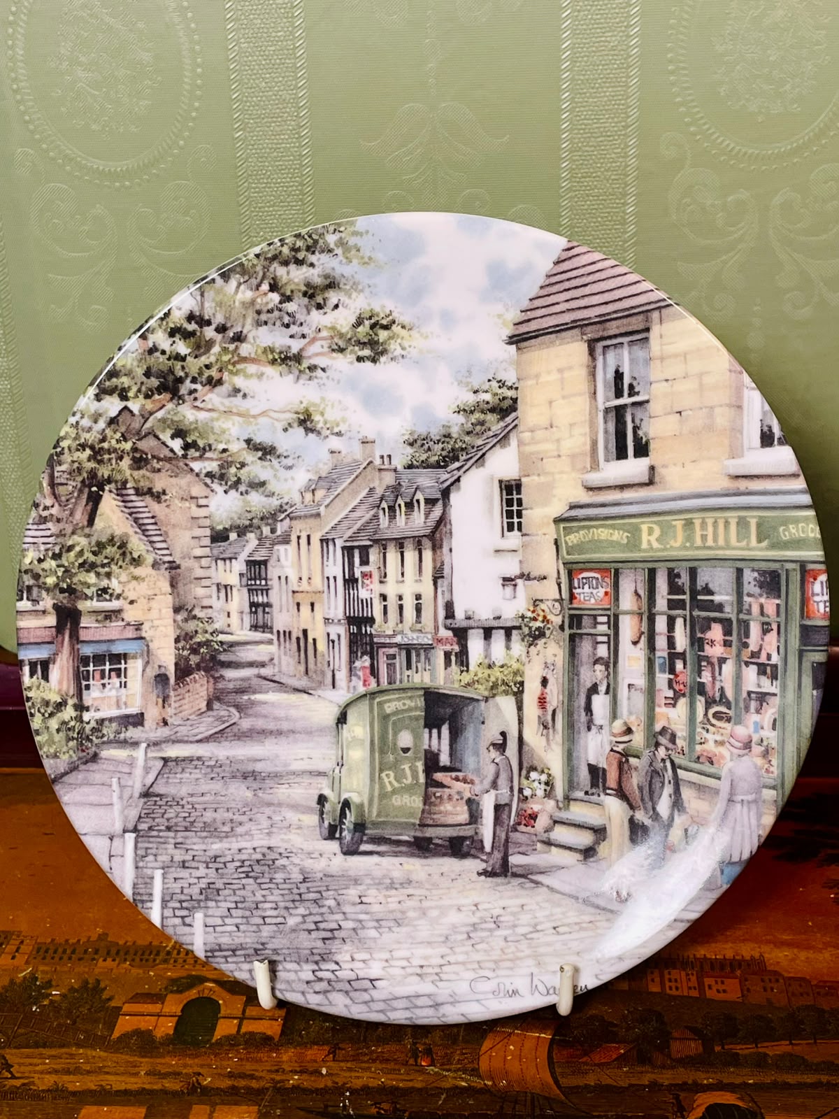 Royal Doulton The General Store 8" Collector Plate 1990
