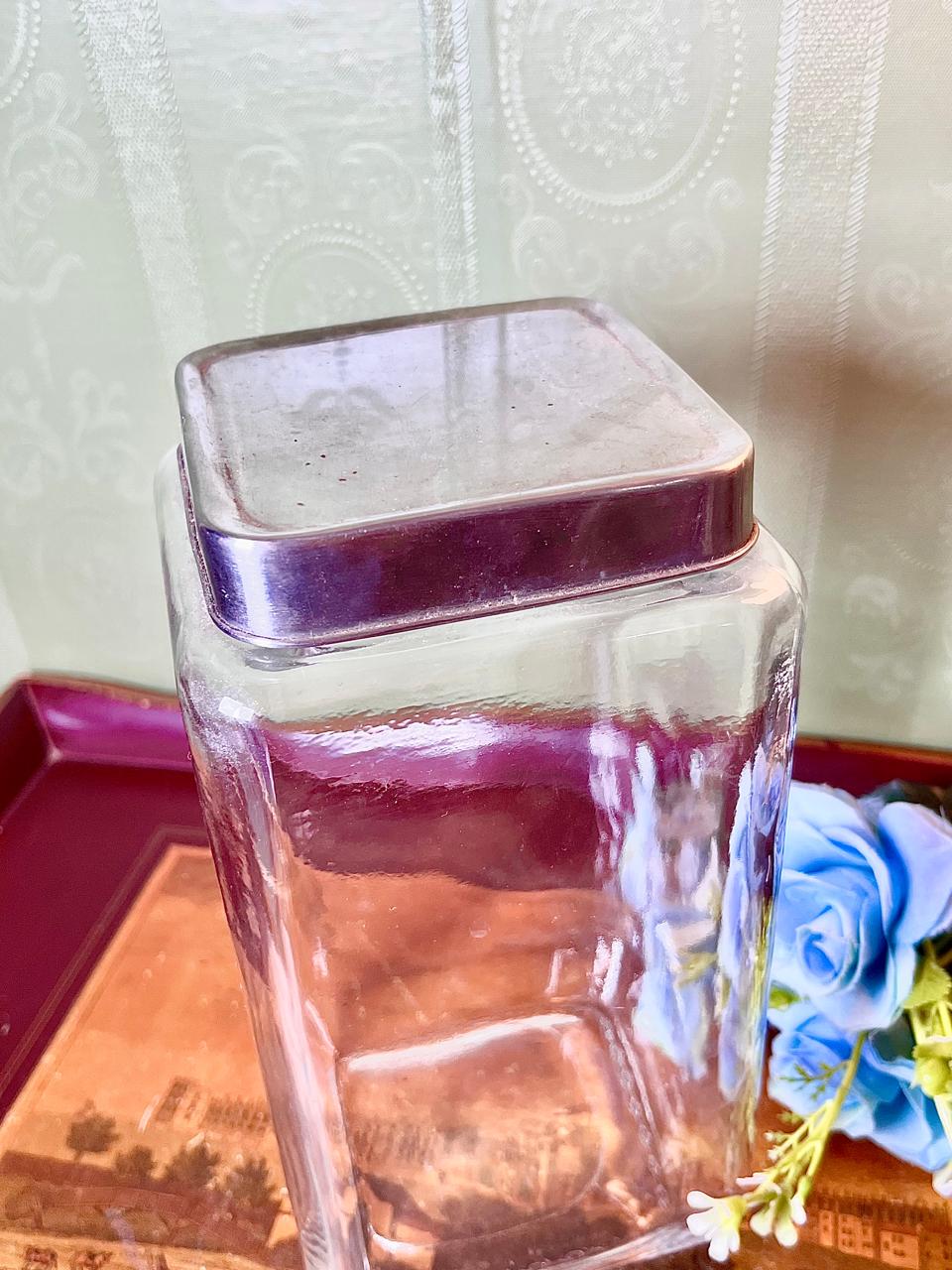Large Clear Crystal Storage Jar with Metallic Screw Lid – Approx. 22cm Tall Airtight