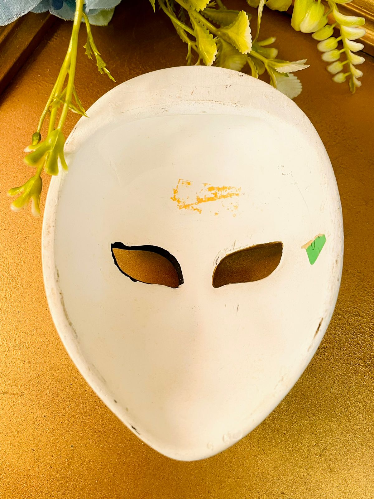 Venetian Style Peacock Wall Mask White Gold Decor