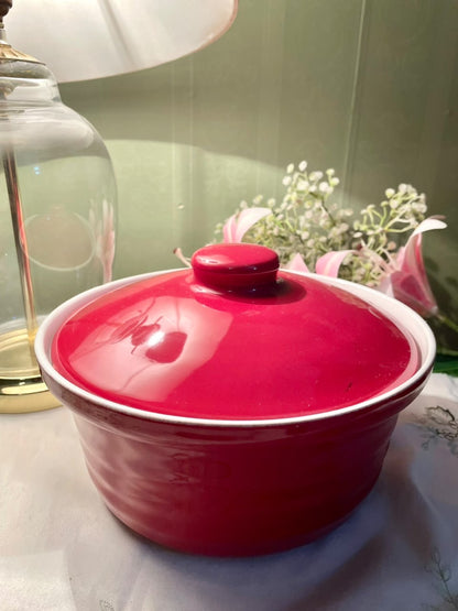 Red & White Ceramic Oven-Safe Casserole Dish 24 cm
