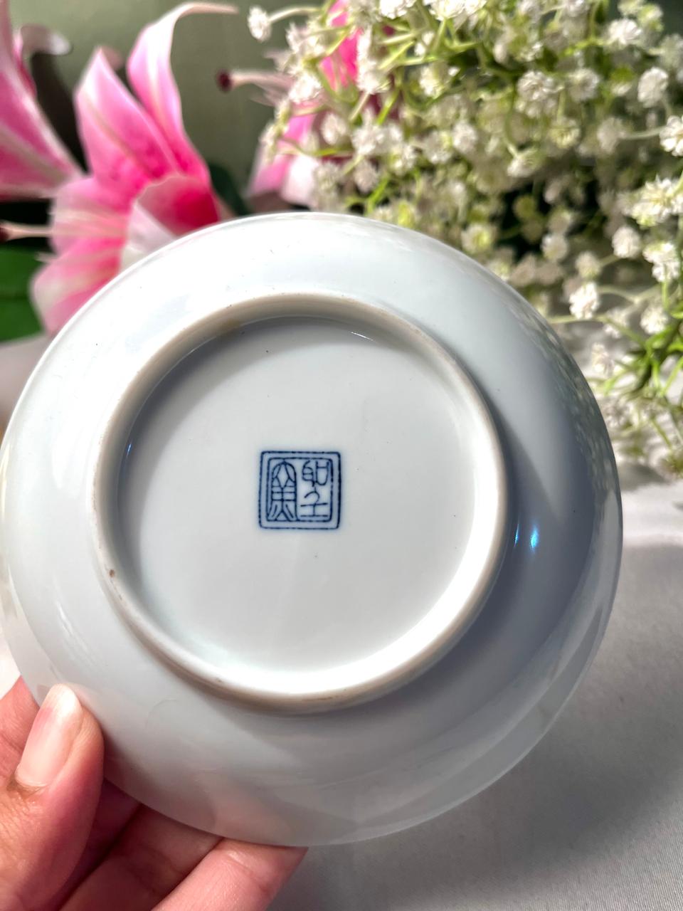 Blue & White Floral Porcelain Bowl with Scalloped Rim – 12 cm