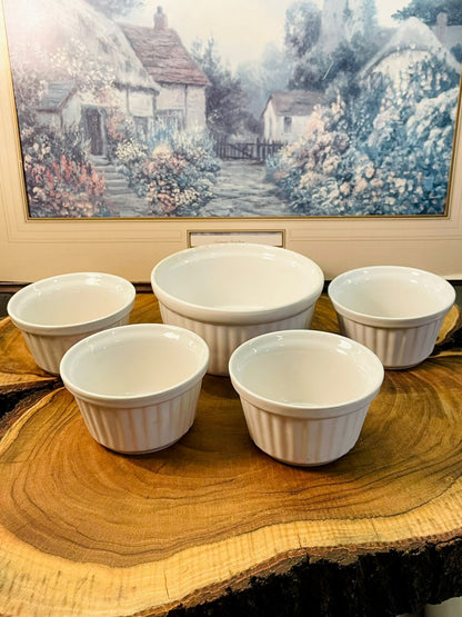 Set of 5 White Ceramic Ramekins | Soufflé Bowls Bakeware