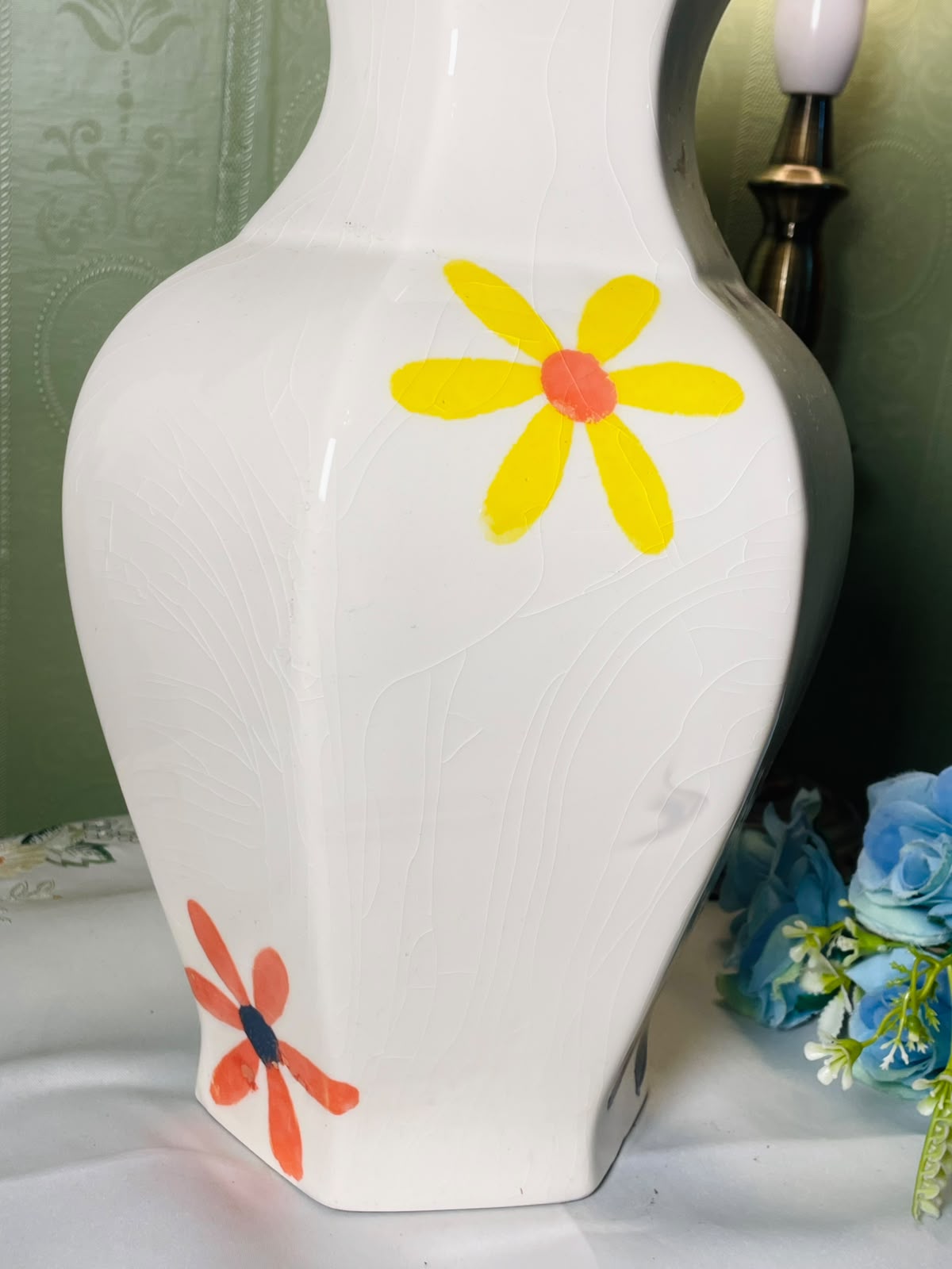 Vintage Hand painted White Floral Ceramic Vase 32 cm