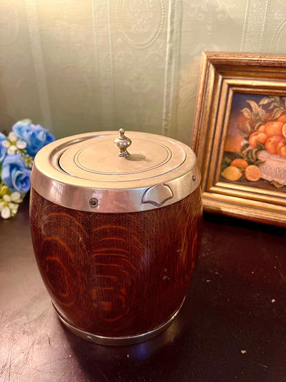 Wooden Barrel Ice Bucket – Brass Tone Lidded Wine Cooler
