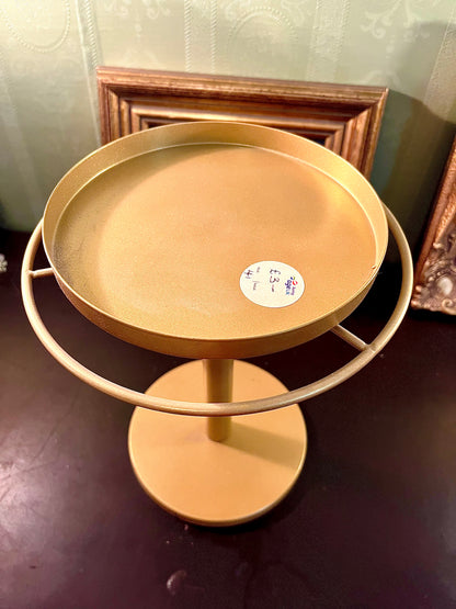 Gold Metal Pedestal Display Stand – Decorative Tray for Candles & Jewelry
